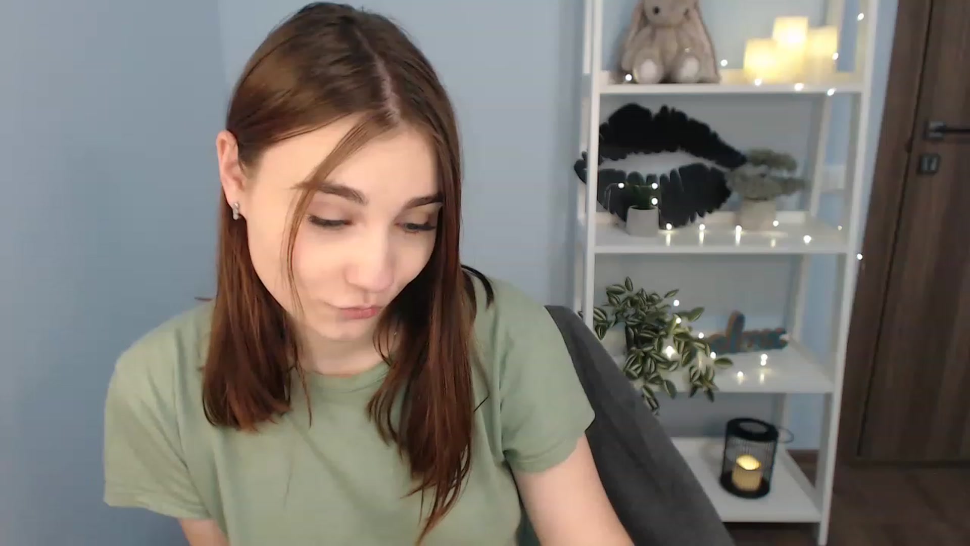 Gallery image thumbnail from LaneyGrey's myfreecams stream on, 12/02/2022, 09:57 image 2 of 20