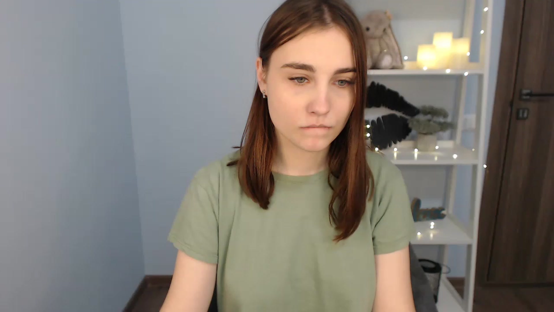 Gallery image thumbnail from LaneyGrey's myfreecams stream on, 12/02/2022, 10:49 image 1 of 20