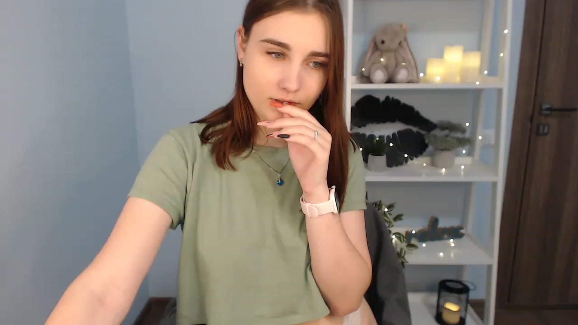Gallery image thumbnail from LaneyGrey's myfreecams stream on, 12/05/2022, 12:42 image 15 of 20