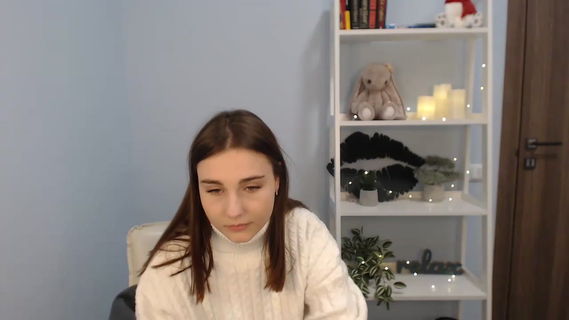Gallery image thumbnail from LaneyGrey's myfreecams stream on, 12/06/2022, 12:45 image 20 of 20