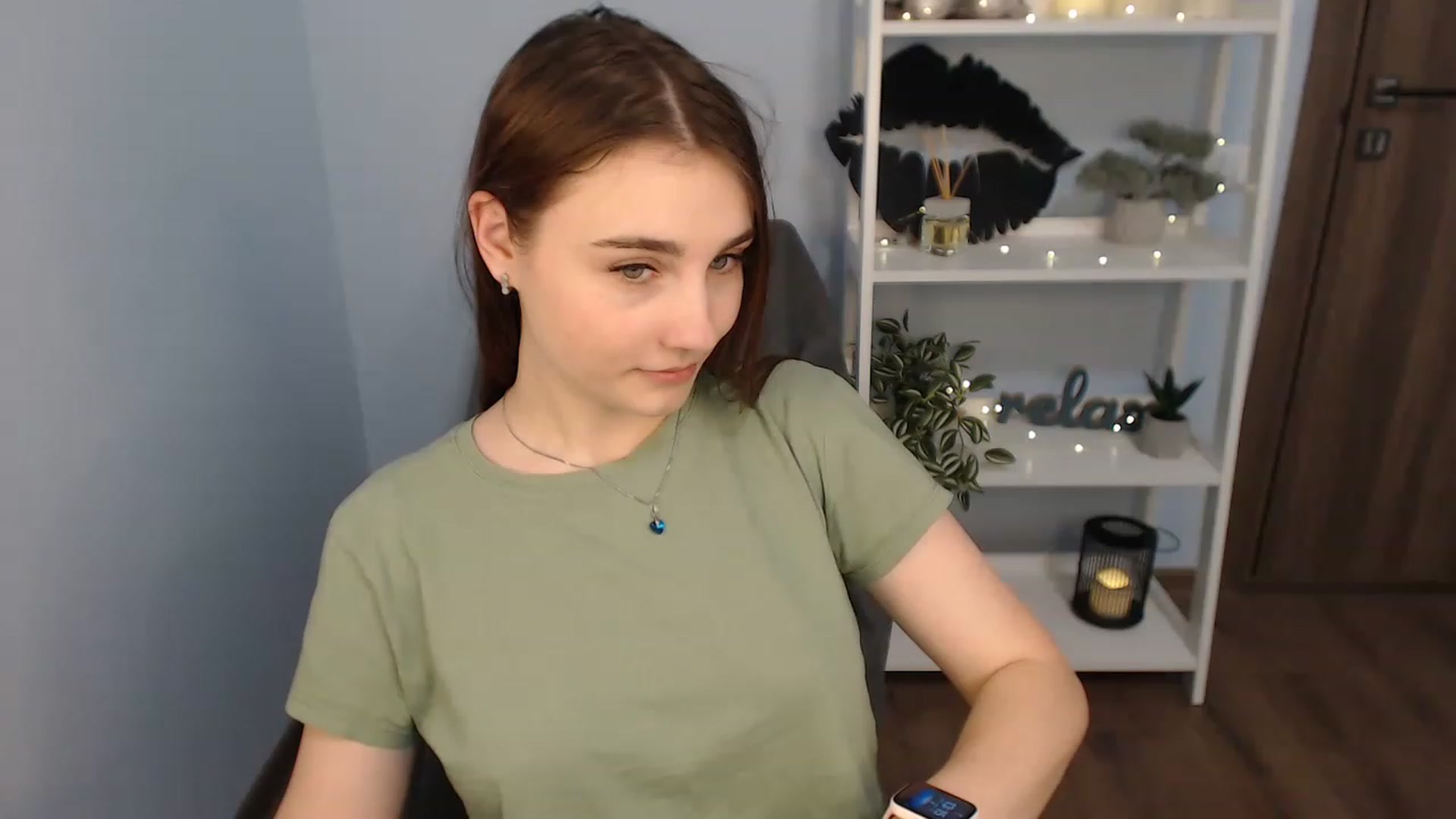 Gallery image thumbnail from LaneyGrey's myfreecams stream on, 01/07/2023, 11:49 image 6 of 20