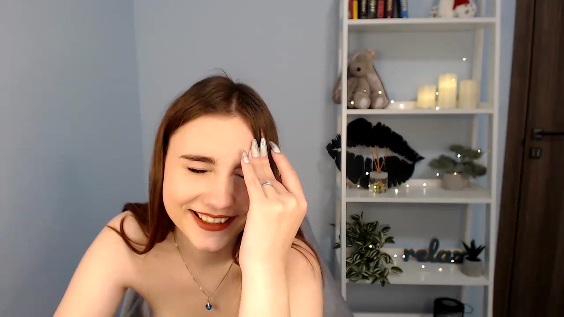Gallery image thumbnail from LaneyGrey's myfreecams stream on, 01/15/2023, 10:09 image 19 of 20