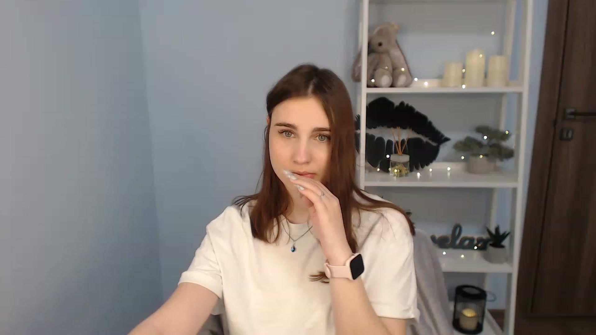 Gallery image thumbnail from LaneyGrey's myfreecams stream on, 01/15/2023, 12:44 image 15 of 20