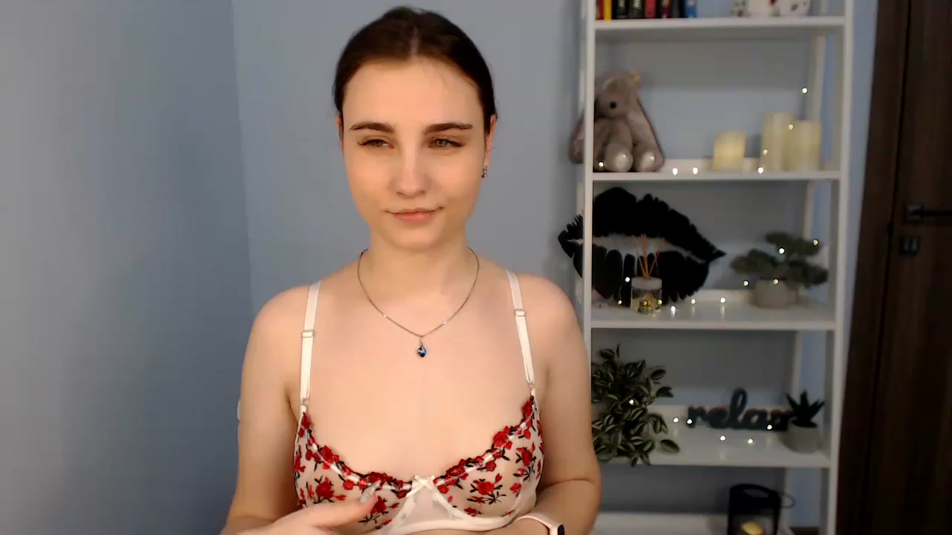 Gallery image thumbnail from LaneyGrey's myfreecams stream on, 01/16/2023, 12:37 image 11 of 20