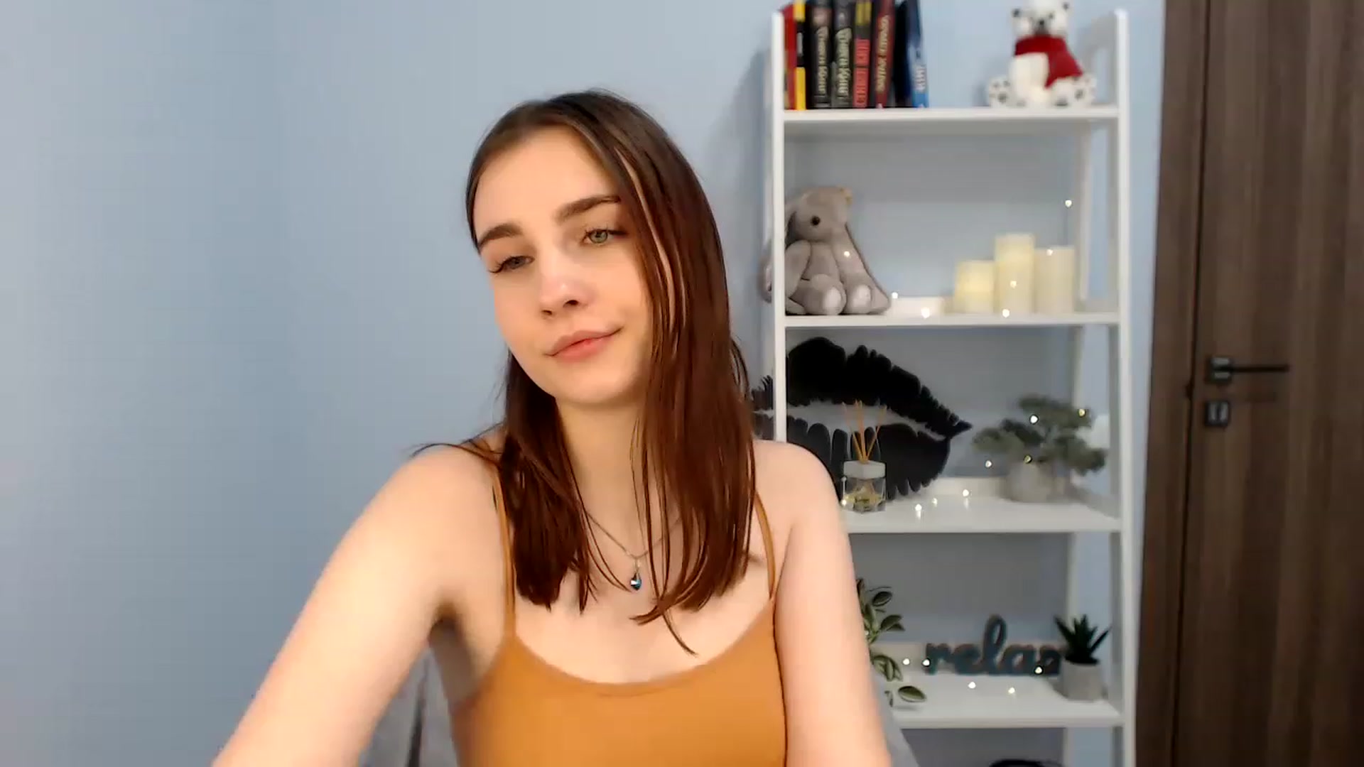 Gallery image thumbnail from LaneyGrey's myfreecams stream on, 01/18/2023, 13:02 image 19 of 20
