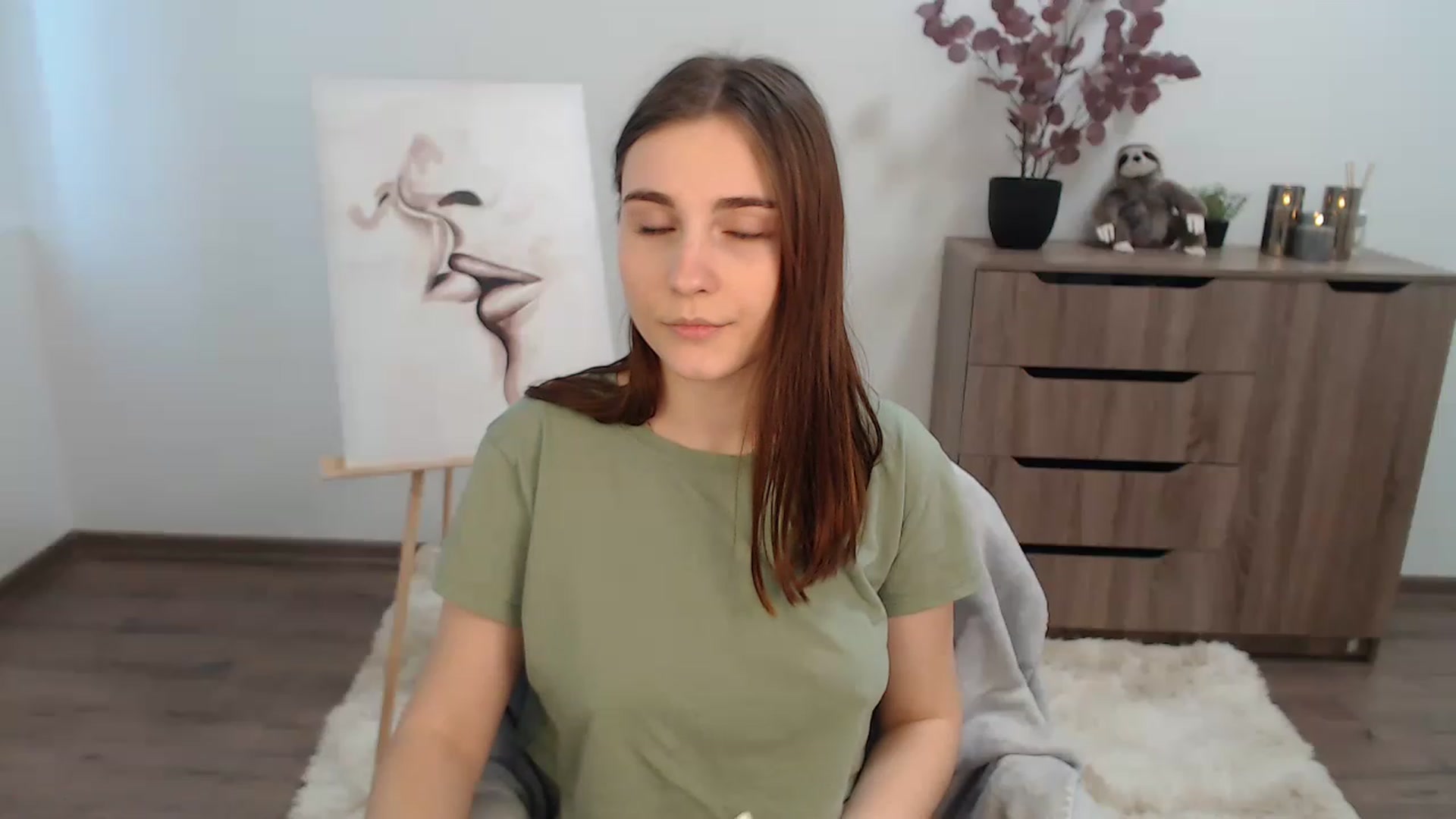 Gallery image thumbnail from LaneyGrey's myfreecams stream on, 01/30/2023, 10:38 image 14 of 20