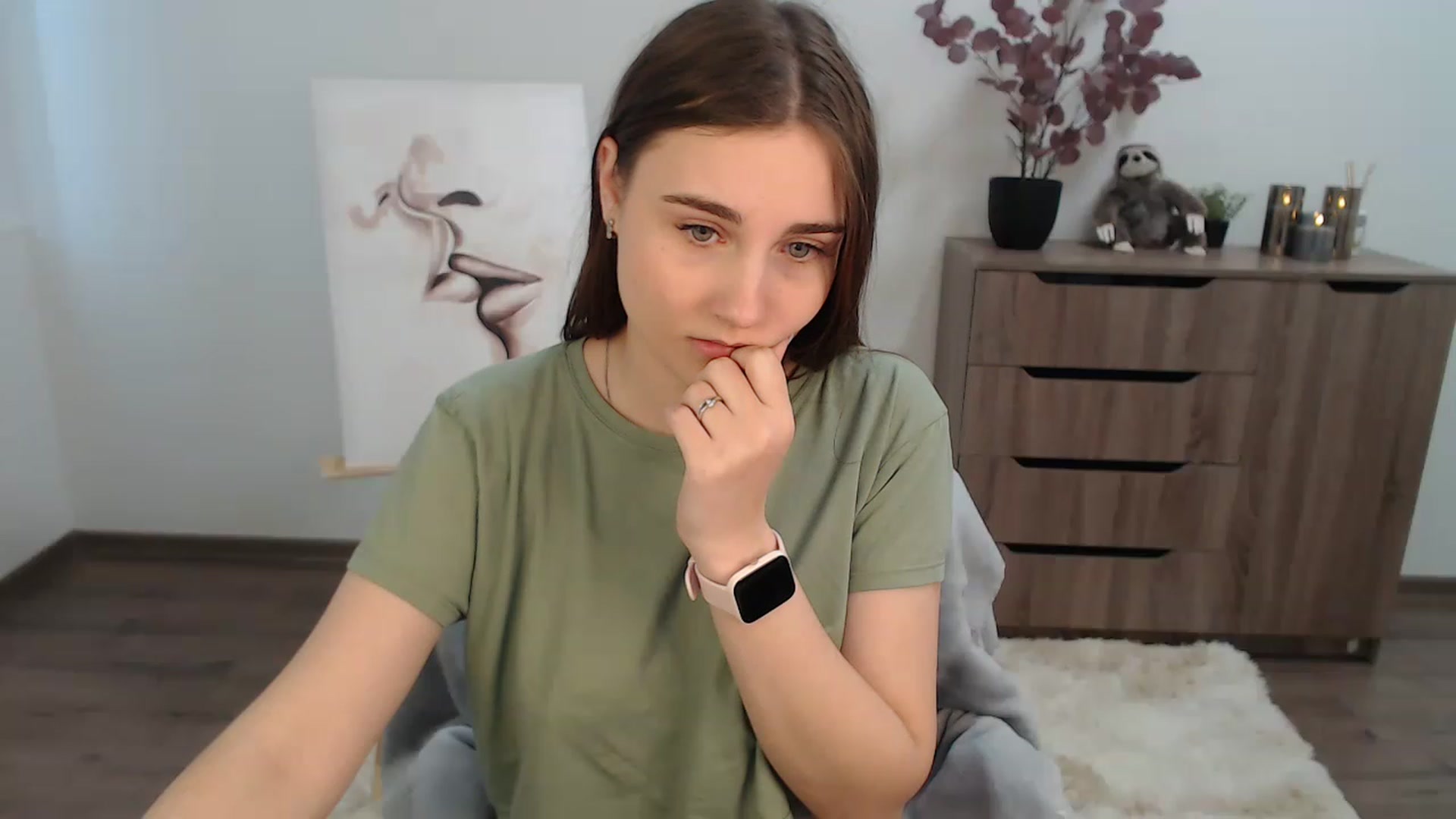 Gallery image thumbnail from LaneyGrey's myfreecams stream on, 01/30/2023, 10:38 image 7 of 20