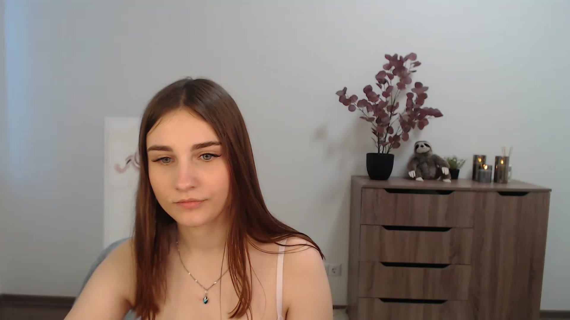 Gallery image thumbnail from LaneyGrey's myfreecams stream on, 02/02/2023, 10:39 image 20 of 20