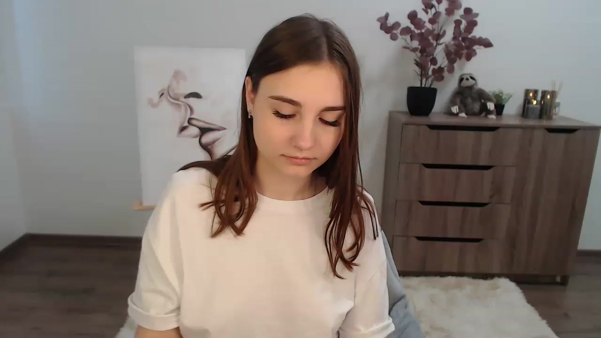 Gallery image thumbnail from LaneyGrey's myfreecams stream on, 02/03/2023, 10:04 image 4 of 20
