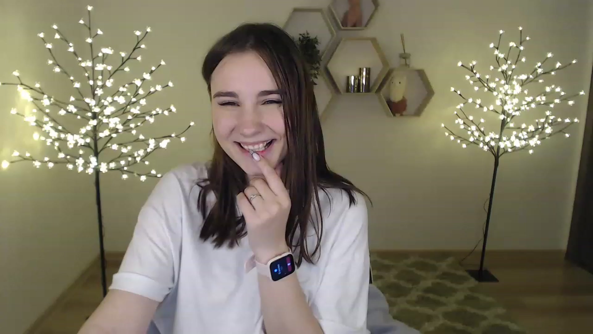 Gallery image thumbnail from LaneyGrey's myfreecams stream on, 02/05/2023, 12:24 image 20 of 20