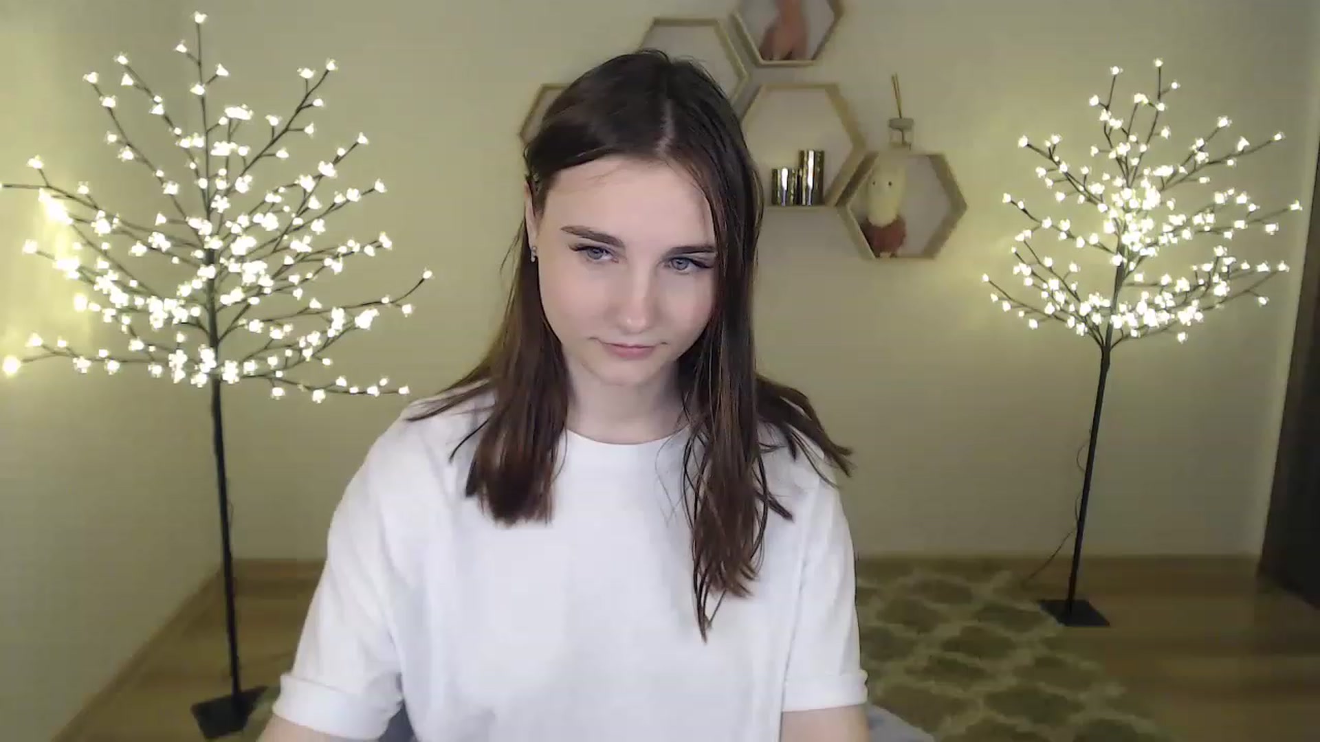 Gallery image thumbnail from LaneyGrey's myfreecams stream on, 02/05/2023, 12:24 image 19 of 20