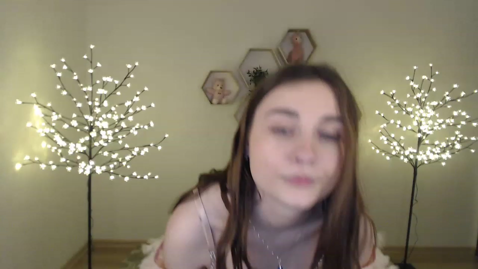 Gallery image thumbnail from LaneyGrey's myfreecams stream on, 02/06/2023, 12:43 image 1 of 20