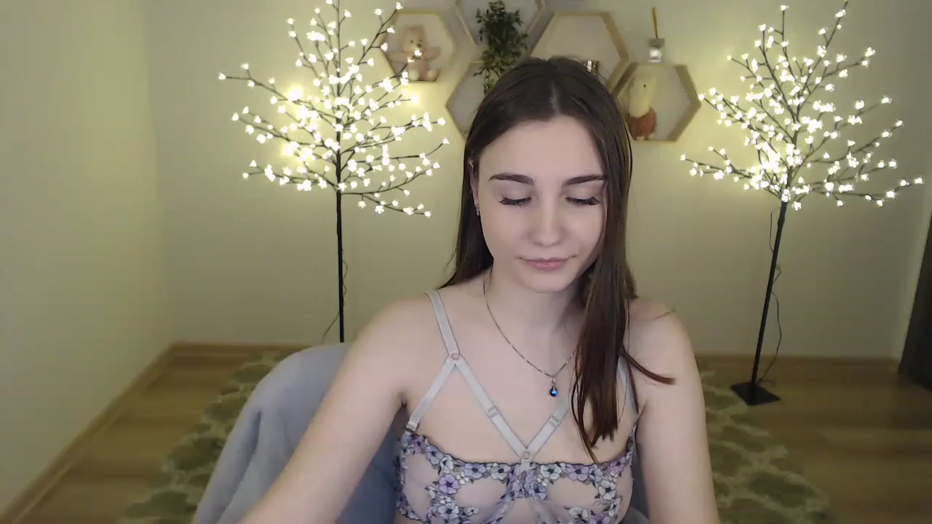 Gallery image thumbnail from LaneyGrey's myfreecams stream on, 02/10/2023, 09:44 image 15 of 20