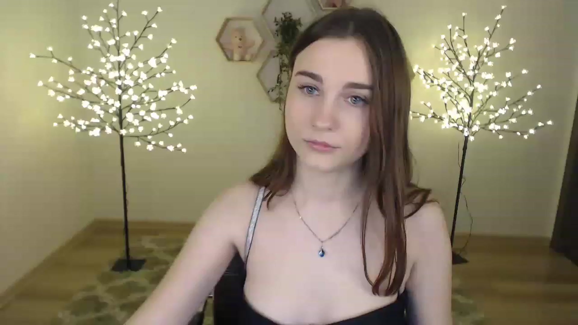 Gallery image thumbnail from LaneyGrey's myfreecams stream on, 02/13/2023, 08:24 image 20 of 20