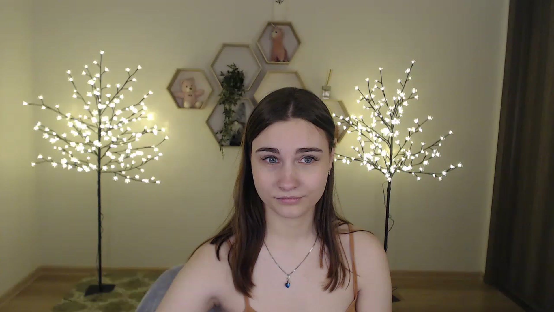 Gallery image thumbnail from LaneyGrey's myfreecams stream on, 02/16/2023, 10:31 image 5 of 20