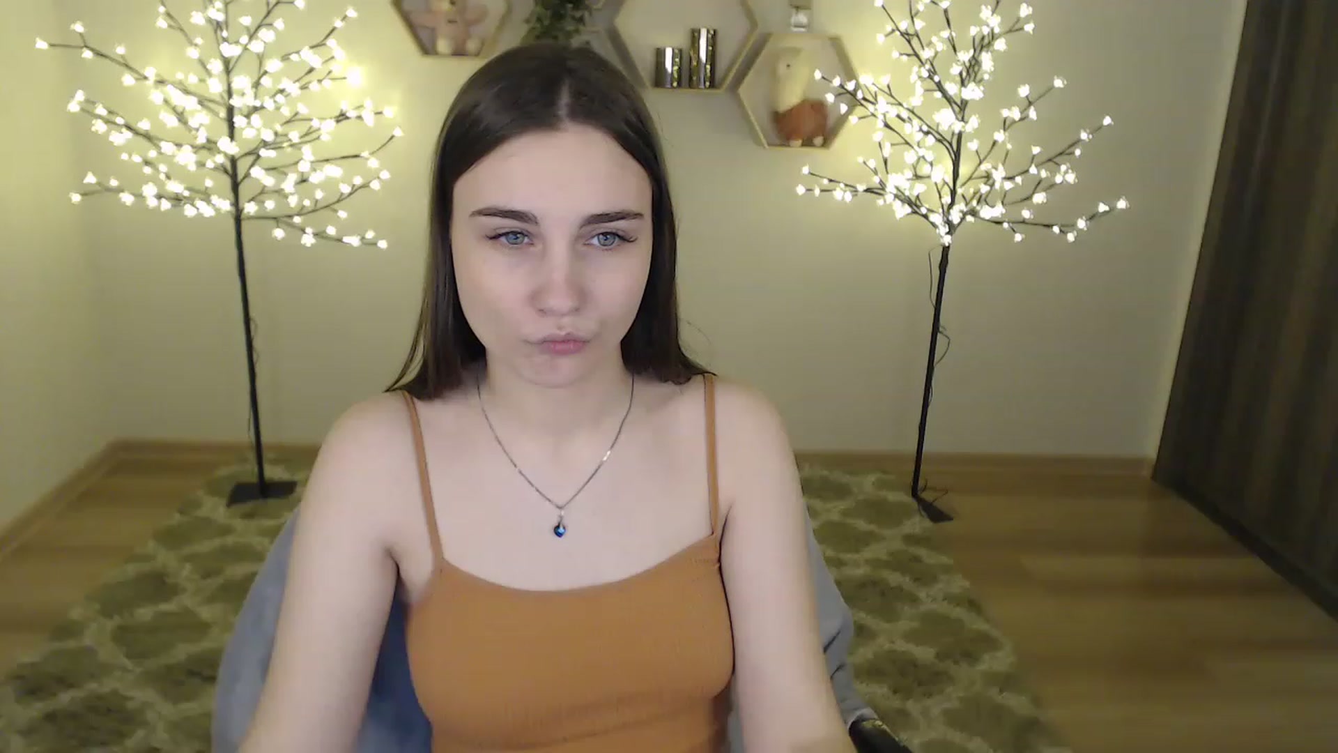 Gallery image thumbnail from LaneyGrey's myfreecams stream on, 02/16/2023, 10:31 image 15 of 20