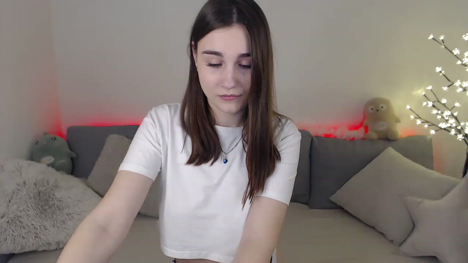 Gallery image thumbnail from LaneyGrey's myfreecams stream on, 02/18/2023, 09:52 image 10 of 20