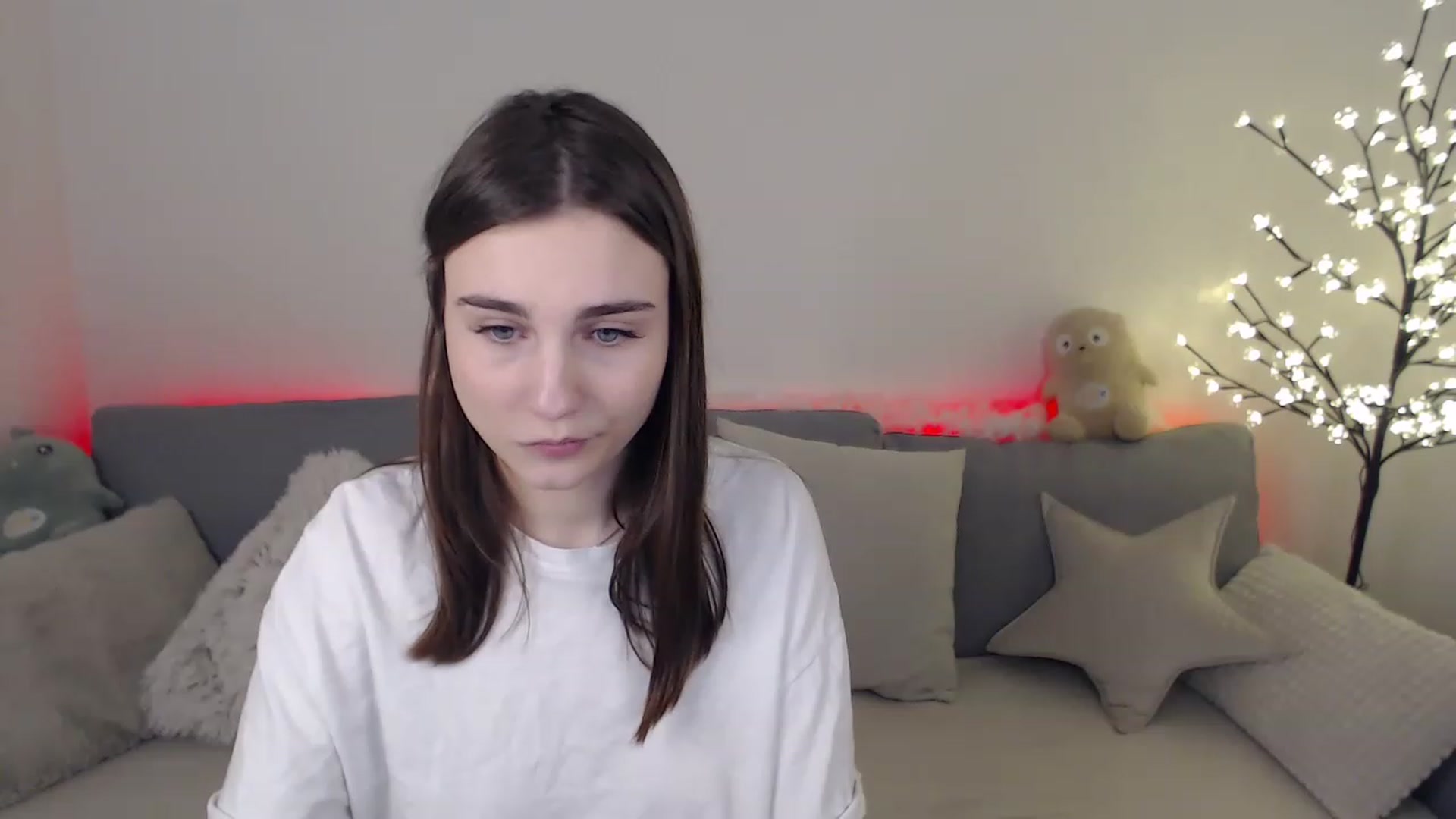 Gallery image thumbnail from LaneyGrey's myfreecams stream on, 02/18/2023, 11:03 image 12 of 20