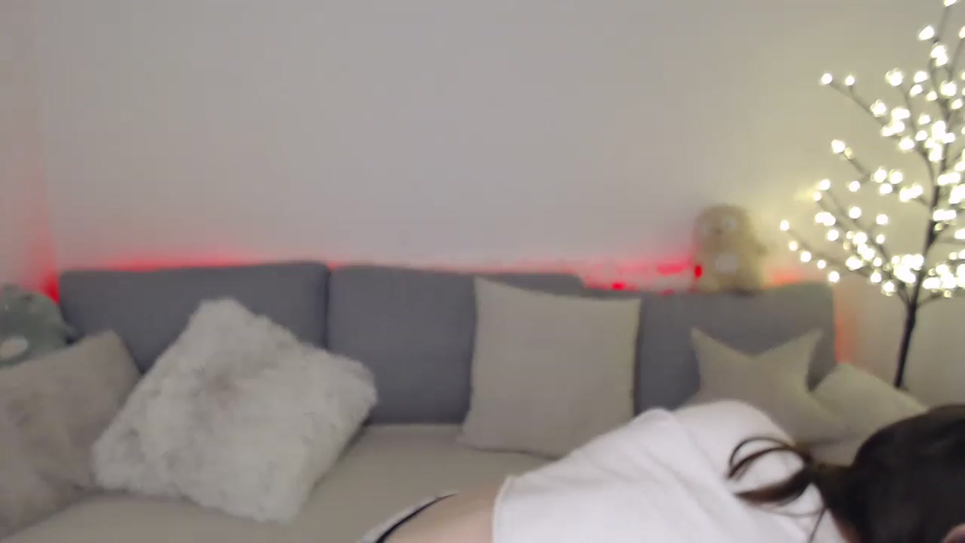 Gallery image thumbnail from LaneyGrey's myfreecams stream on, 02/18/2023, 11:03 image 17 of 20