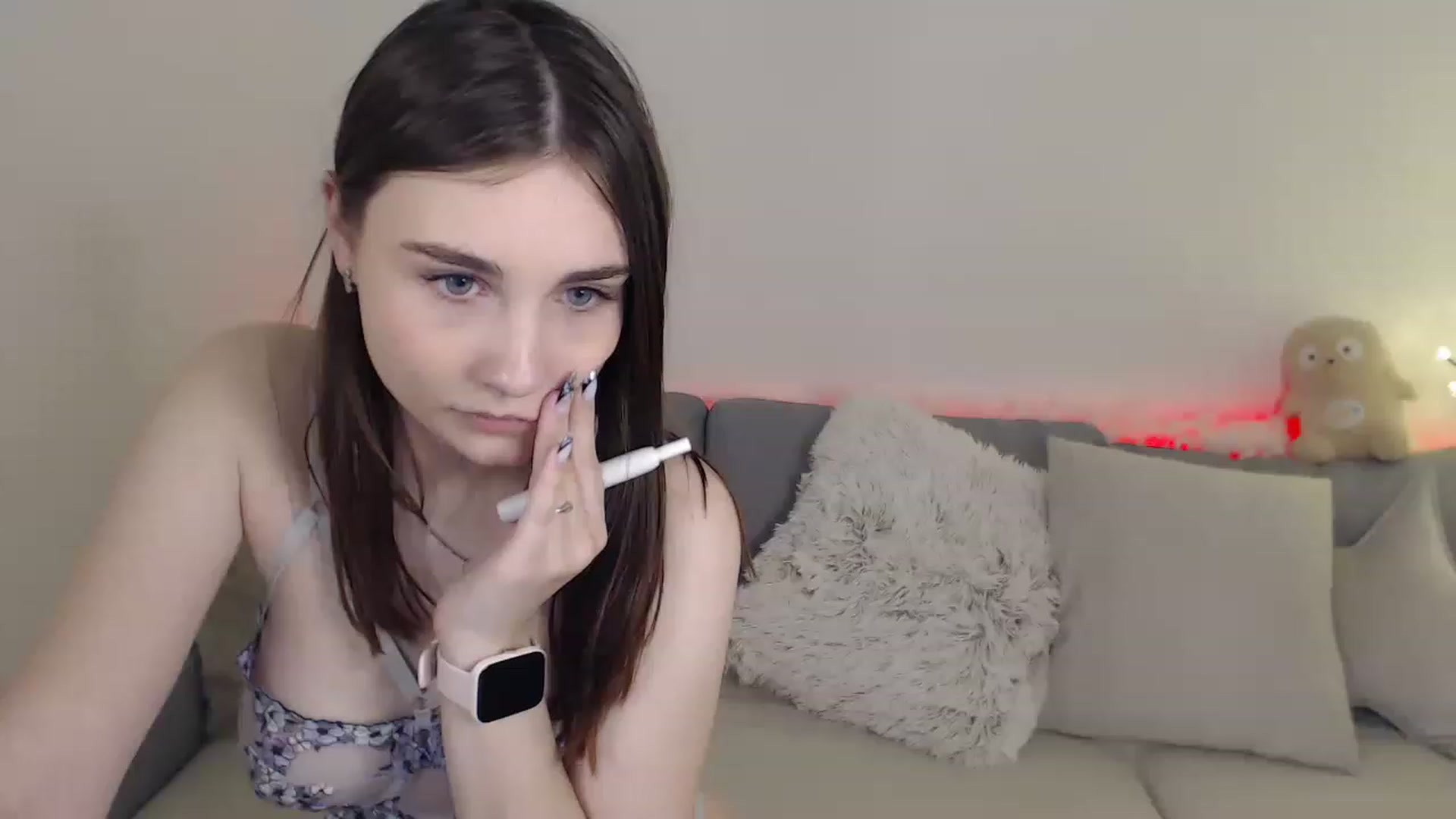 Gallery image thumbnail from LaneyGrey's myfreecams stream on, 02/19/2023, 14:36 image 19 of 20