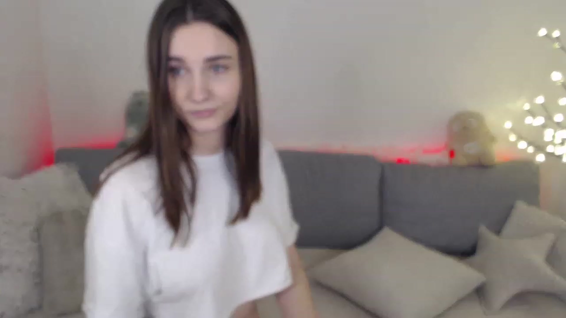 Gallery image thumbnail from LaneyGrey's myfreecams stream on, 02/20/2023, 12:22 image 19 of 20