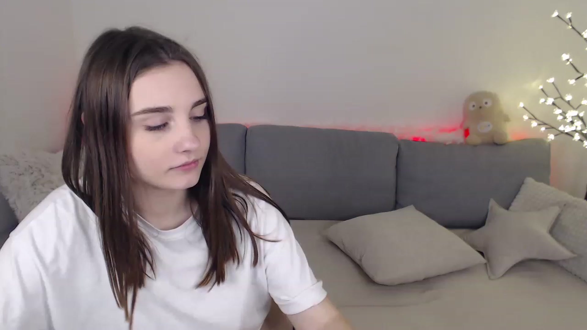 Gallery image thumbnail from LaneyGrey's myfreecams stream on, 02/20/2023, 13:15 image 15 of 20