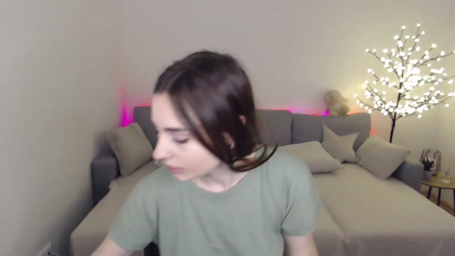 Gallery image thumbnail from LaneyGrey's myfreecams stream on, 02/25/2023, 09:26 image 10 of 20