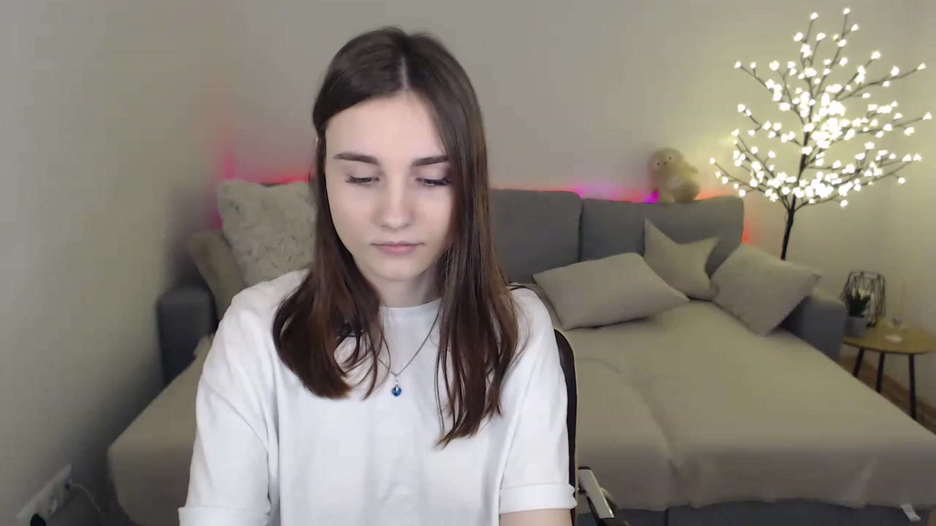 Gallery image thumbnail from LaneyGrey's myfreecams stream on, 02/25/2023, 10:19 image 11 of 20