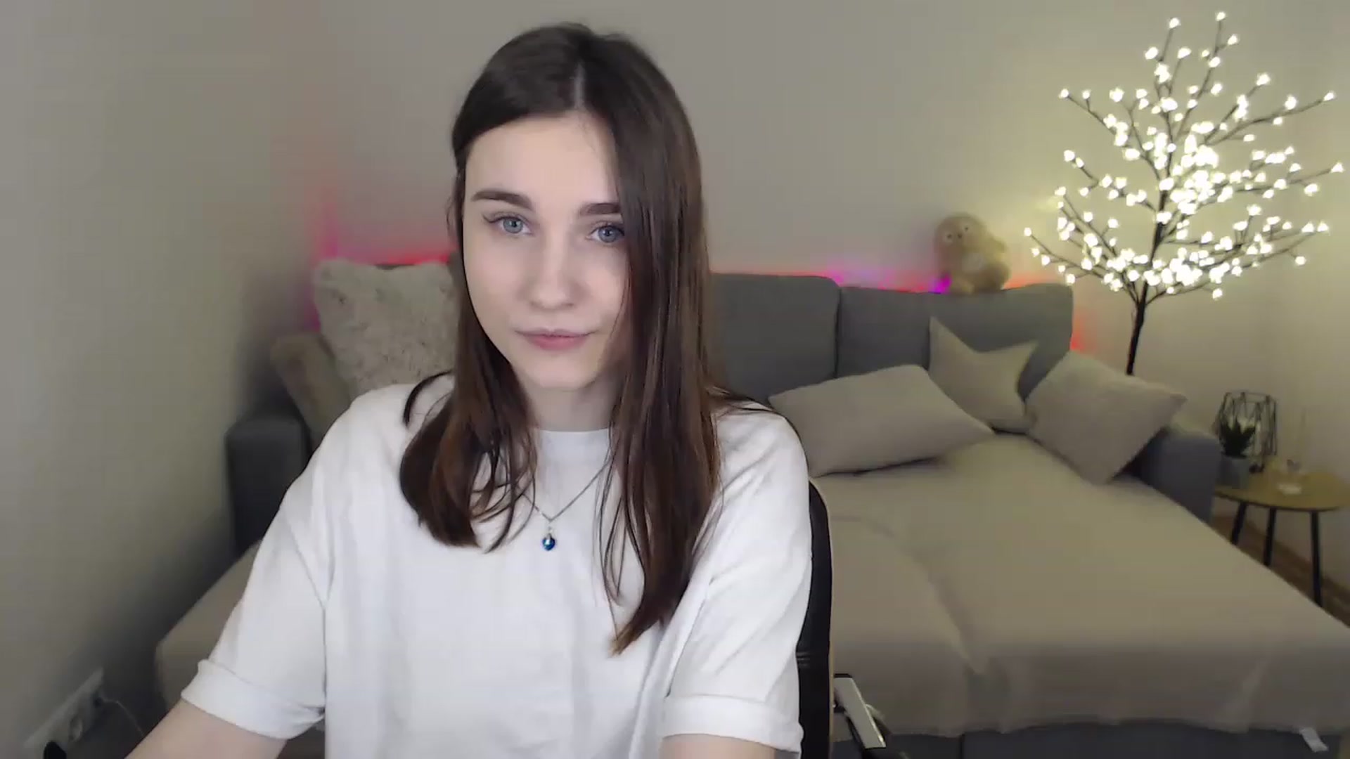 Gallery image thumbnail from LaneyGrey's myfreecams stream on, 02/25/2023, 10:19 image 9 of 20