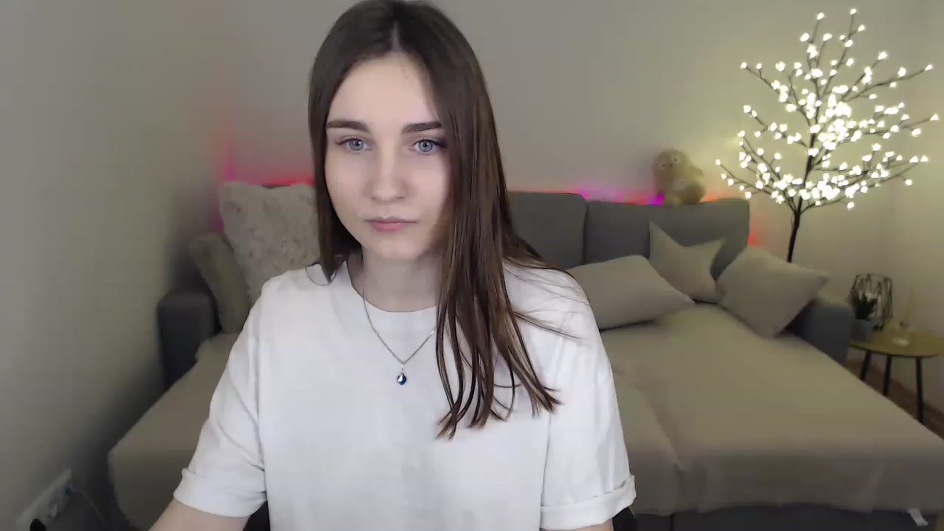 Gallery image thumbnail from LaneyGrey's myfreecams stream on, 02/25/2023, 10:19 image 13 of 20