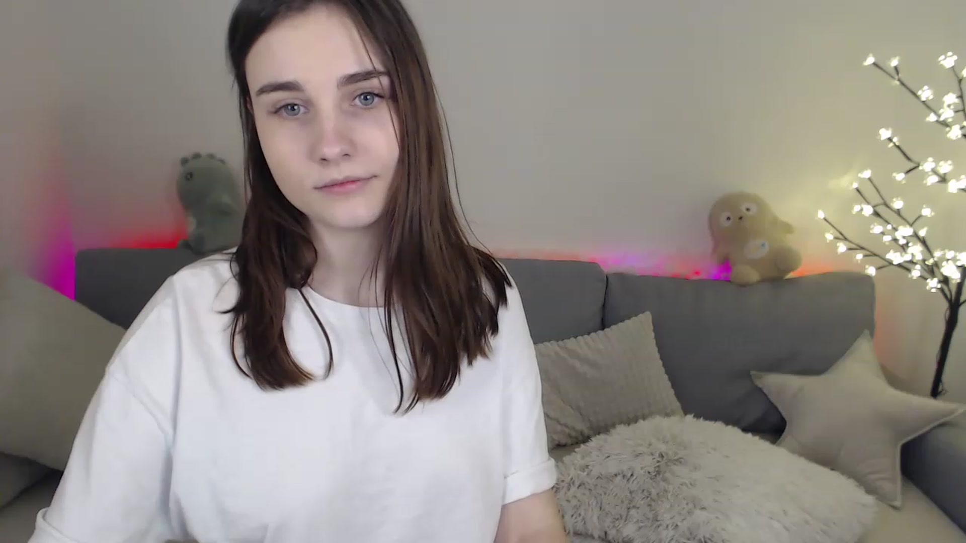 Gallery image thumbnail from LaneyGrey's myfreecams stream on, 02/25/2023, 13:47 image 5 of 20