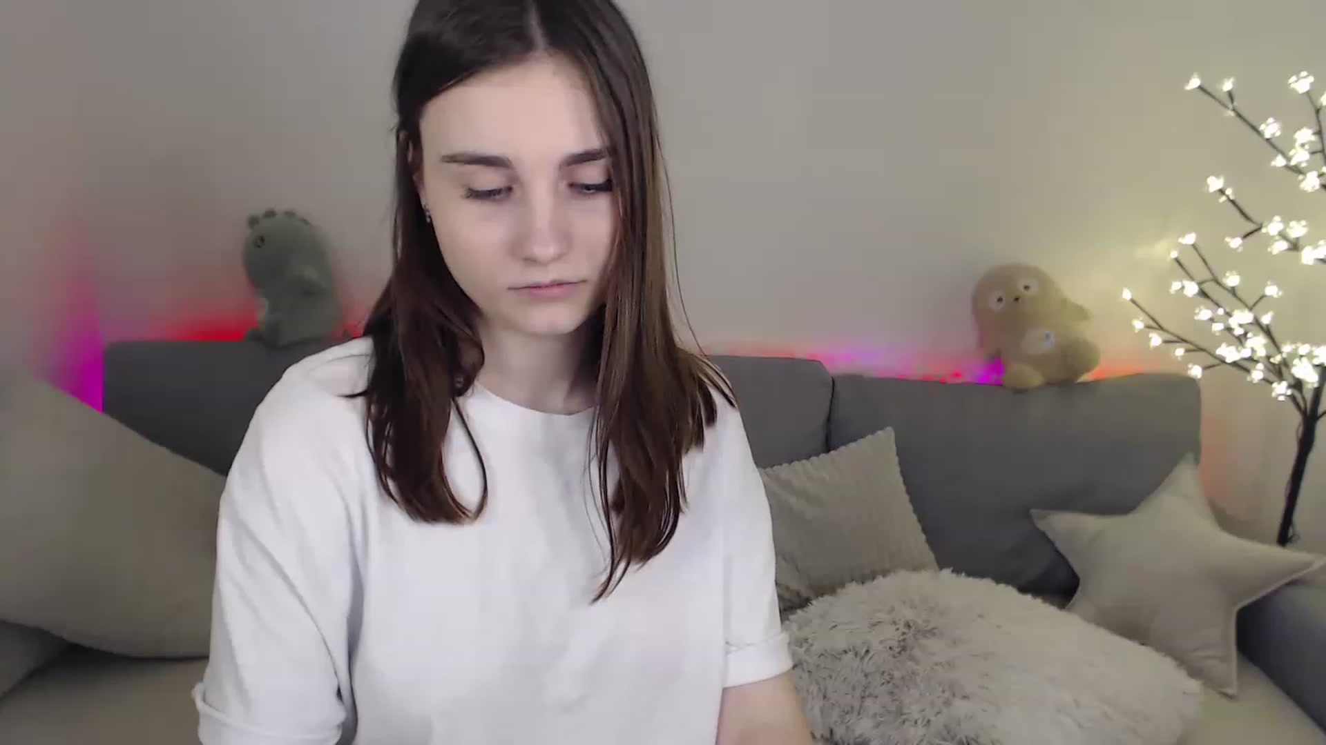 Gallery image thumbnail from LaneyGrey's myfreecams stream on, 02/25/2023, 13:47 image 6 of 20