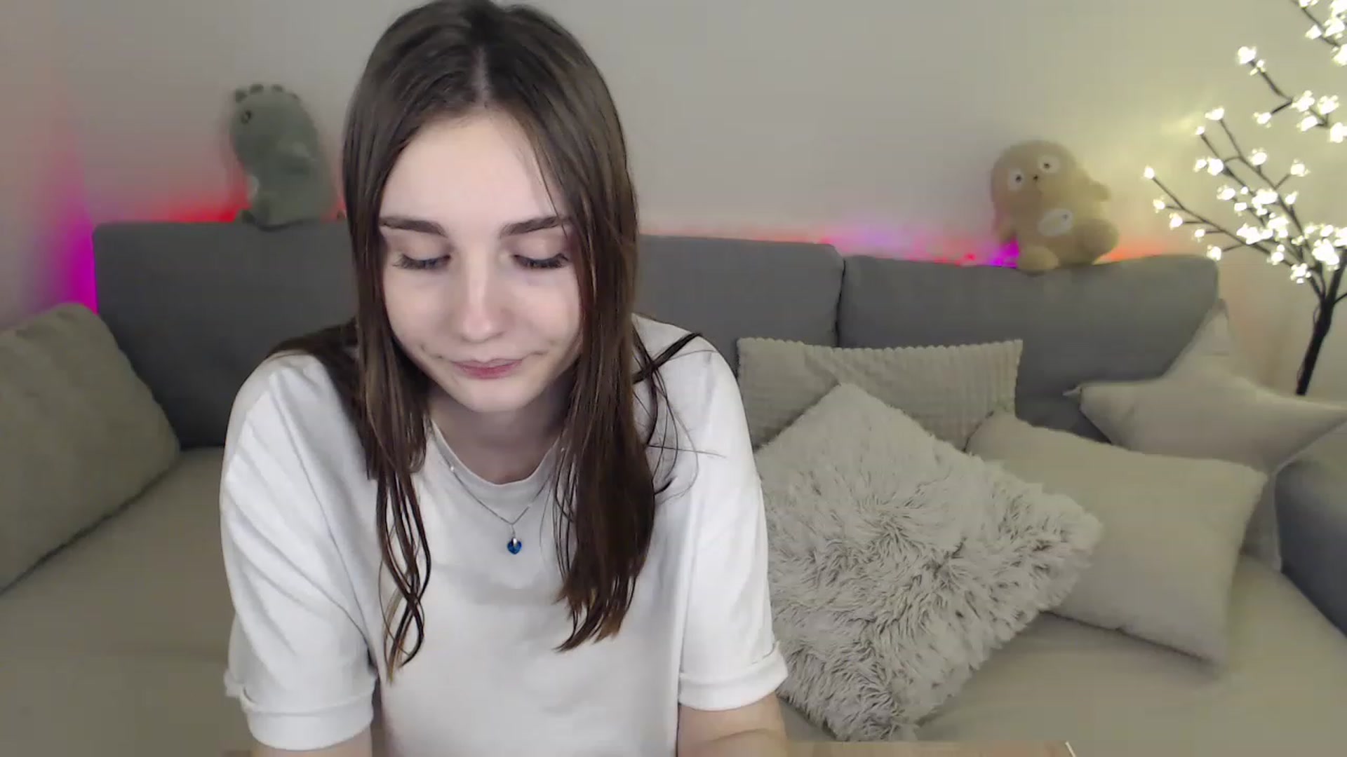 Gallery image thumbnail from LaneyGrey's myfreecams stream on, 02/25/2023, 14:36 image 20 of 20