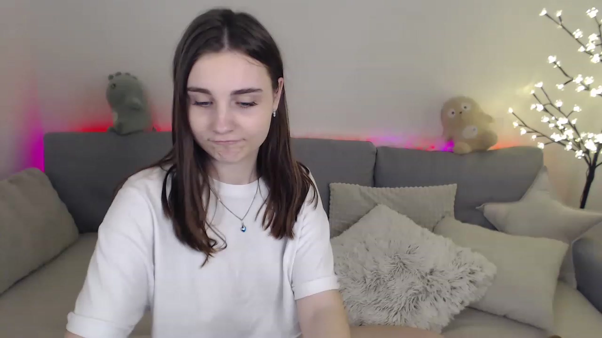 Gallery image thumbnail from LaneyGrey's myfreecams stream on, 02/25/2023, 14:36 image 11 of 20
