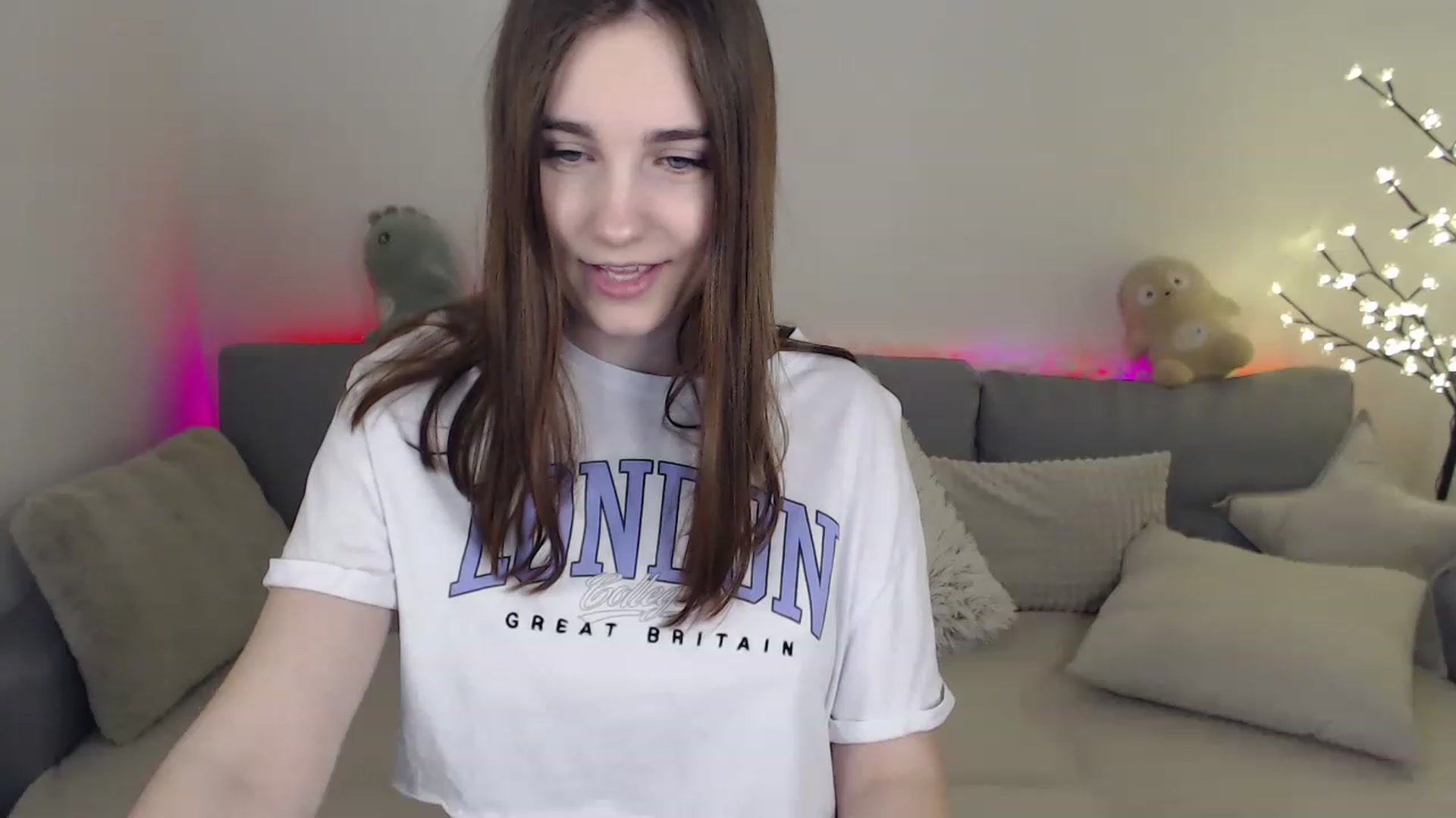 Gallery image thumbnail from LaneyGrey's myfreecams stream on, 02/26/2023, 09:59 image 1 of 20