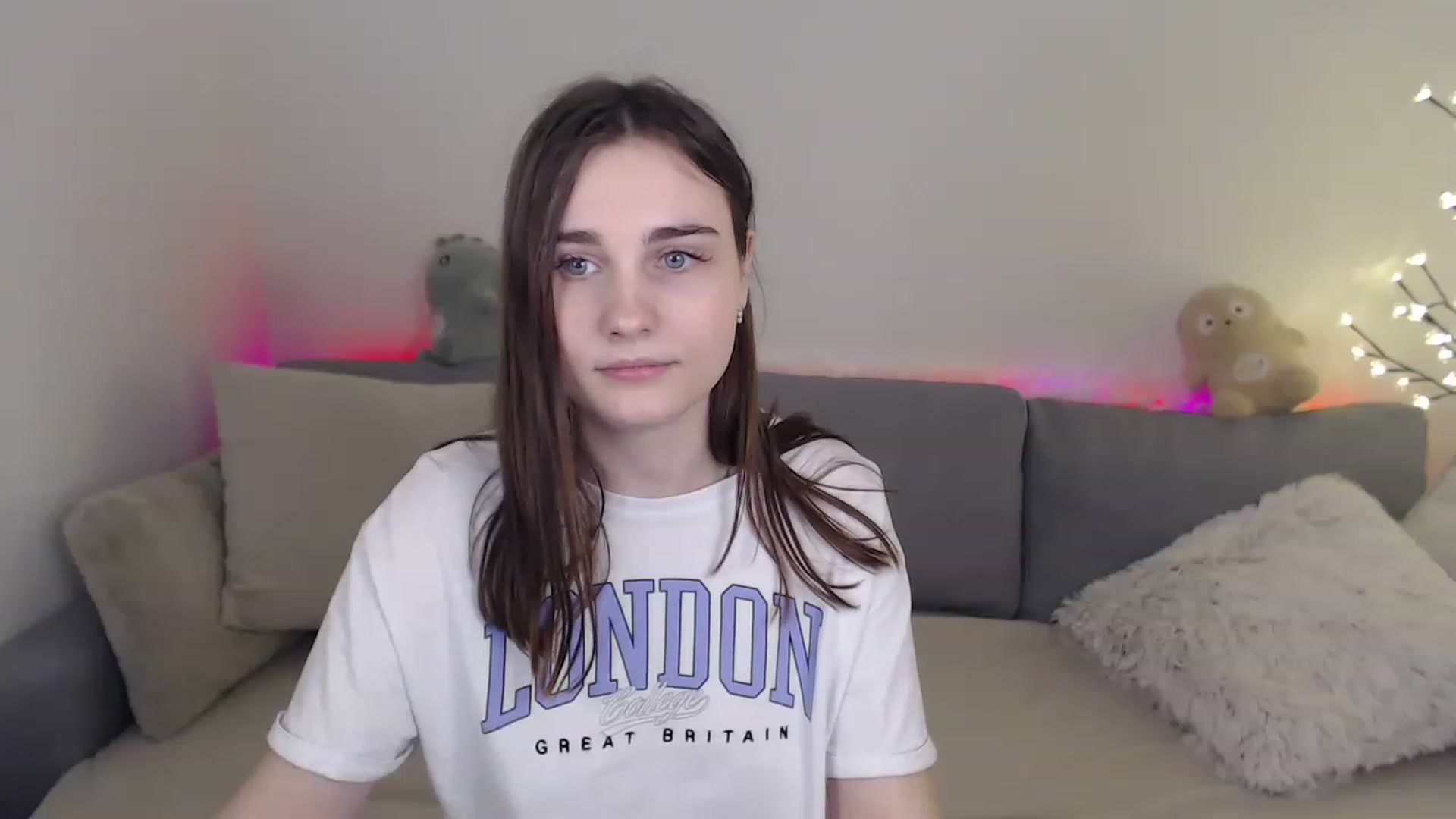 Gallery image thumbnail from LaneyGrey's myfreecams stream on, 02/26/2023, 14:12 image 9 of 20