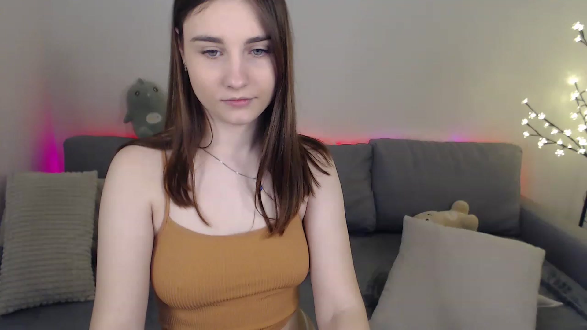 Gallery image thumbnail from LaneyGrey's myfreecams stream on, 02/27/2023, 10:50 image 8 of 20