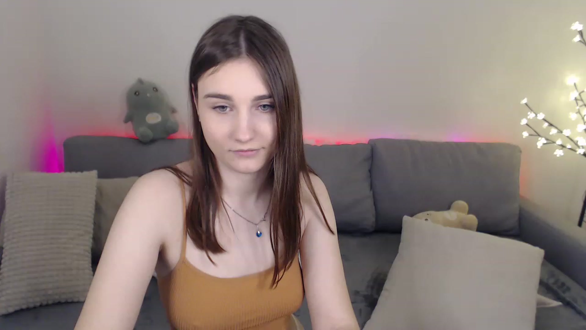 Gallery image thumbnail from LaneyGrey's myfreecams stream on, 02/27/2023, 10:50 image 13 of 20