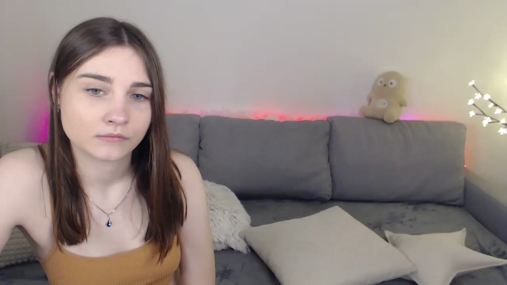 Gallery image thumbnail from LaneyGrey's myfreecams stream on, 02/27/2023, 12:06 image 8 of 20