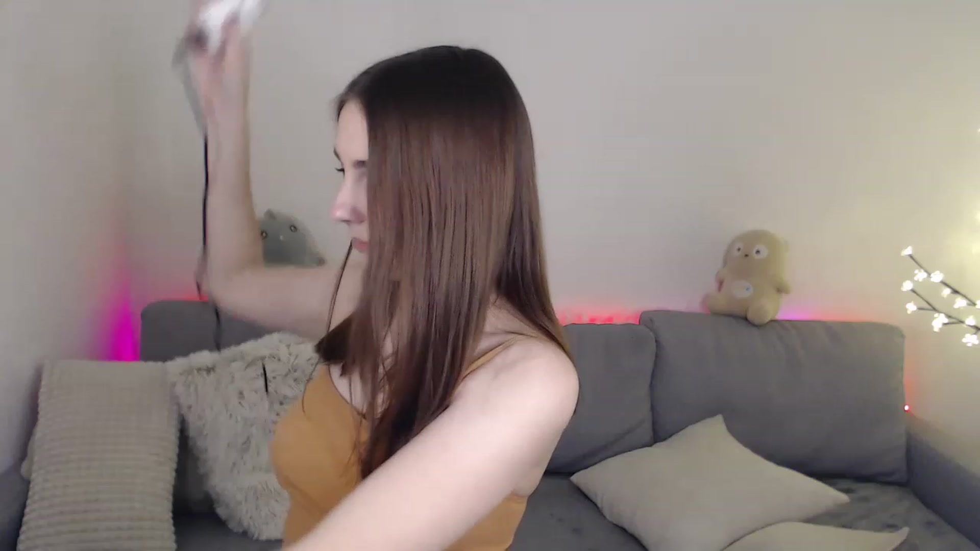 Gallery image thumbnail from LaneyGrey's myfreecams stream on, 02/27/2023, 13:53 image 11 of 20