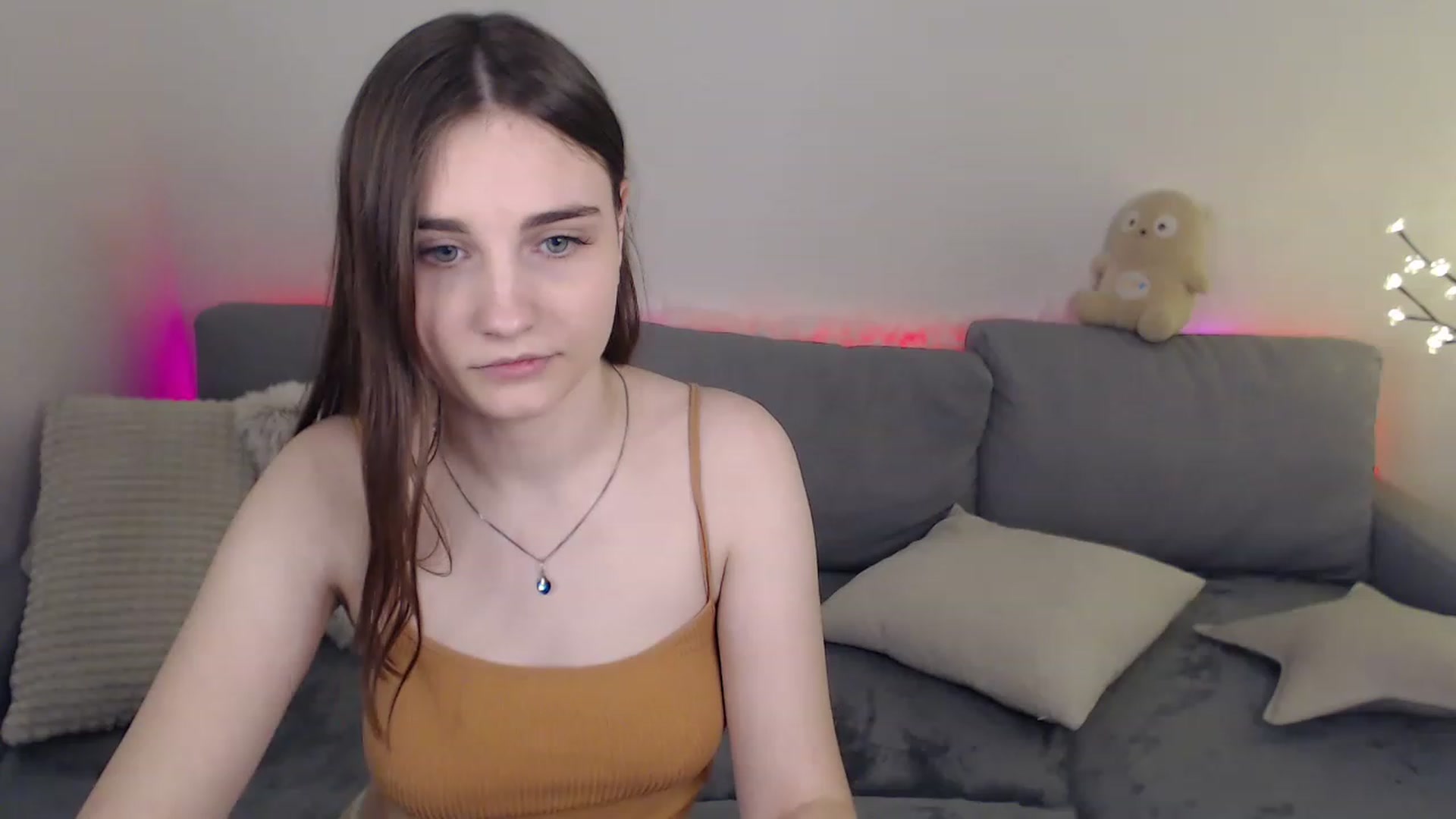 Gallery image thumbnail from LaneyGrey's myfreecams stream on, 02/27/2023, 15:11 image 14 of 20