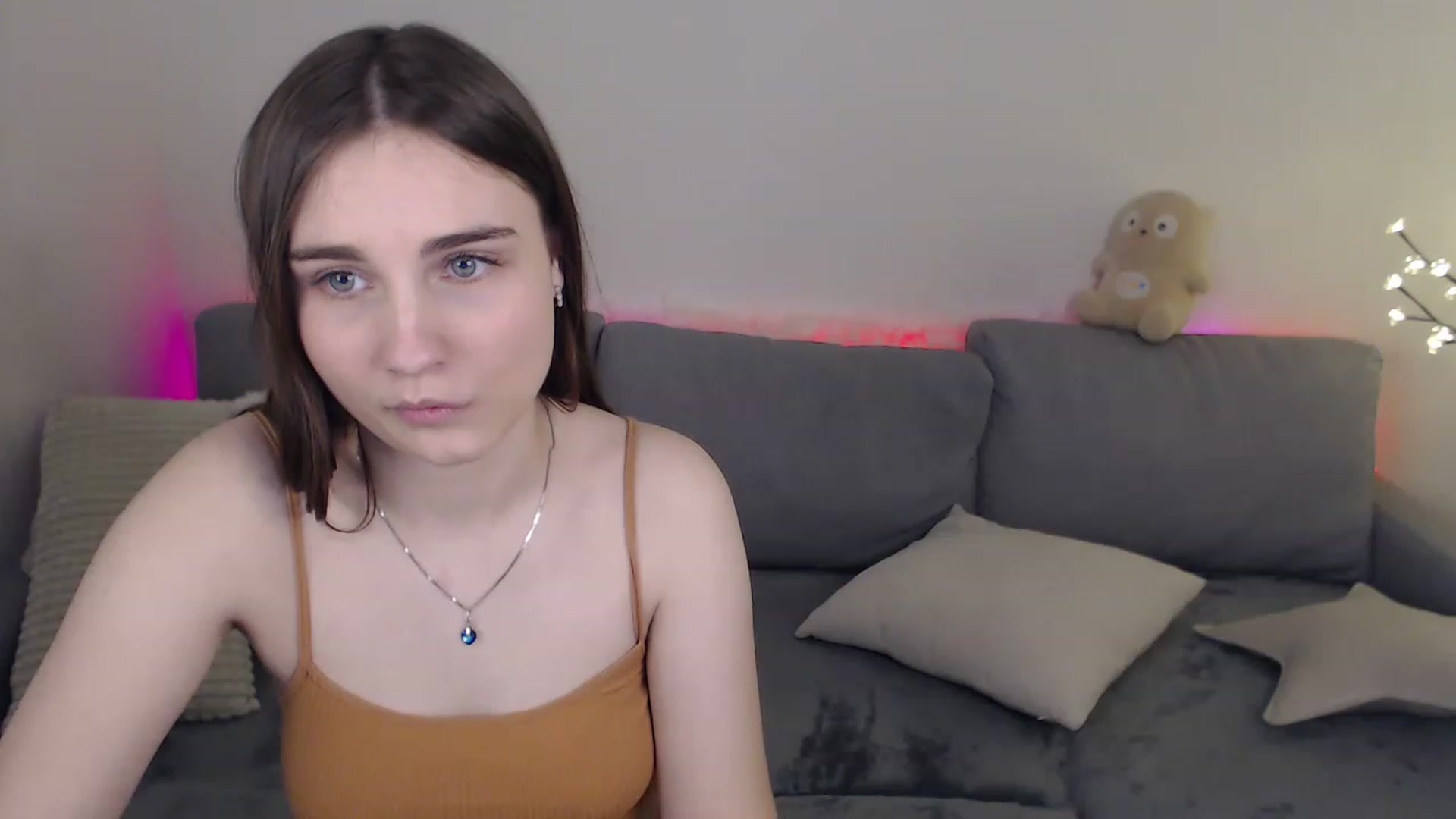 Gallery image thumbnail from LaneyGrey's myfreecams stream on, 02/27/2023, 15:11 image 16 of 20