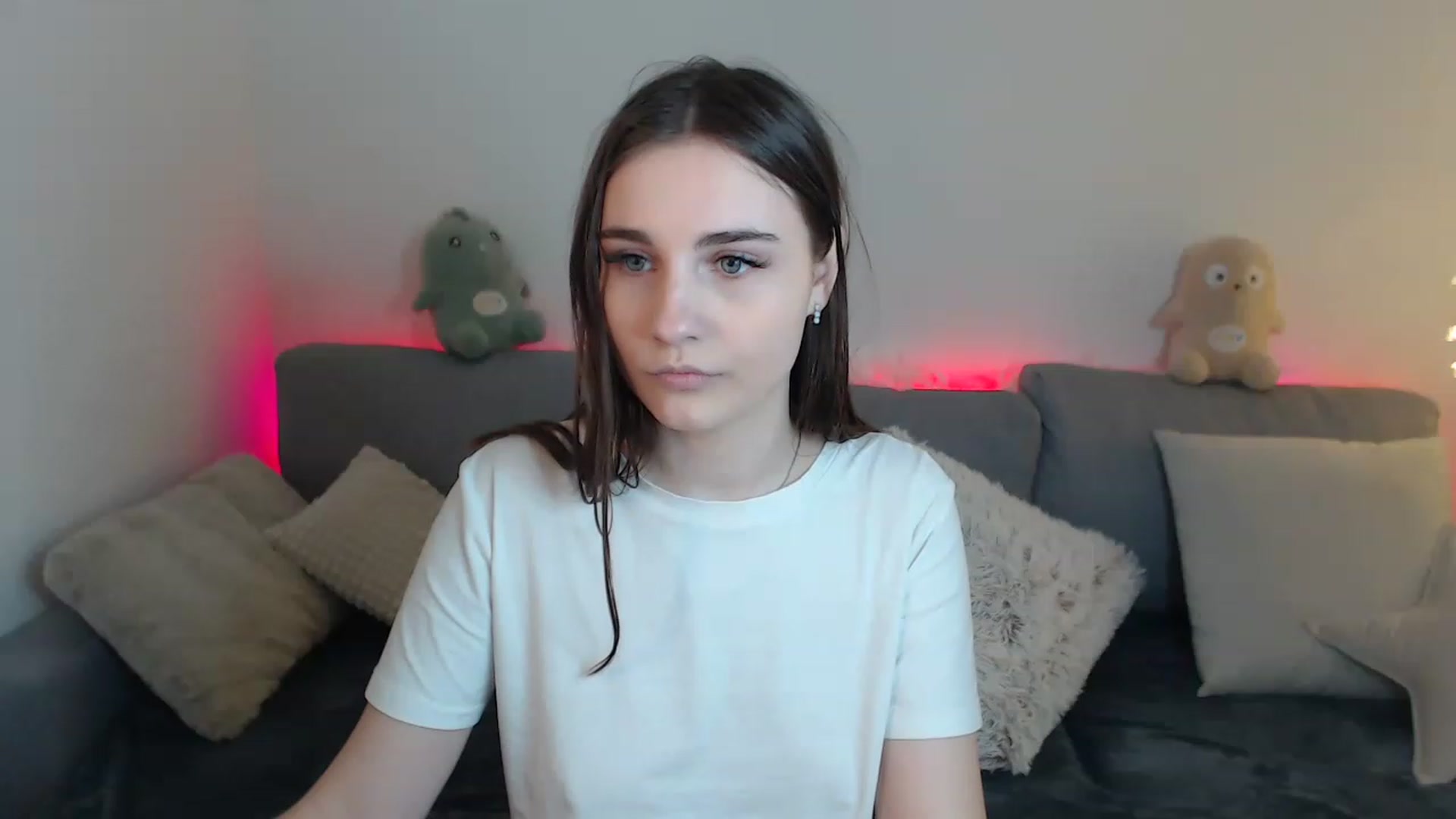 Gallery image thumbnail from LaneyGrey's myfreecams stream on, 02/28/2023, 13:02 image 14 of 20