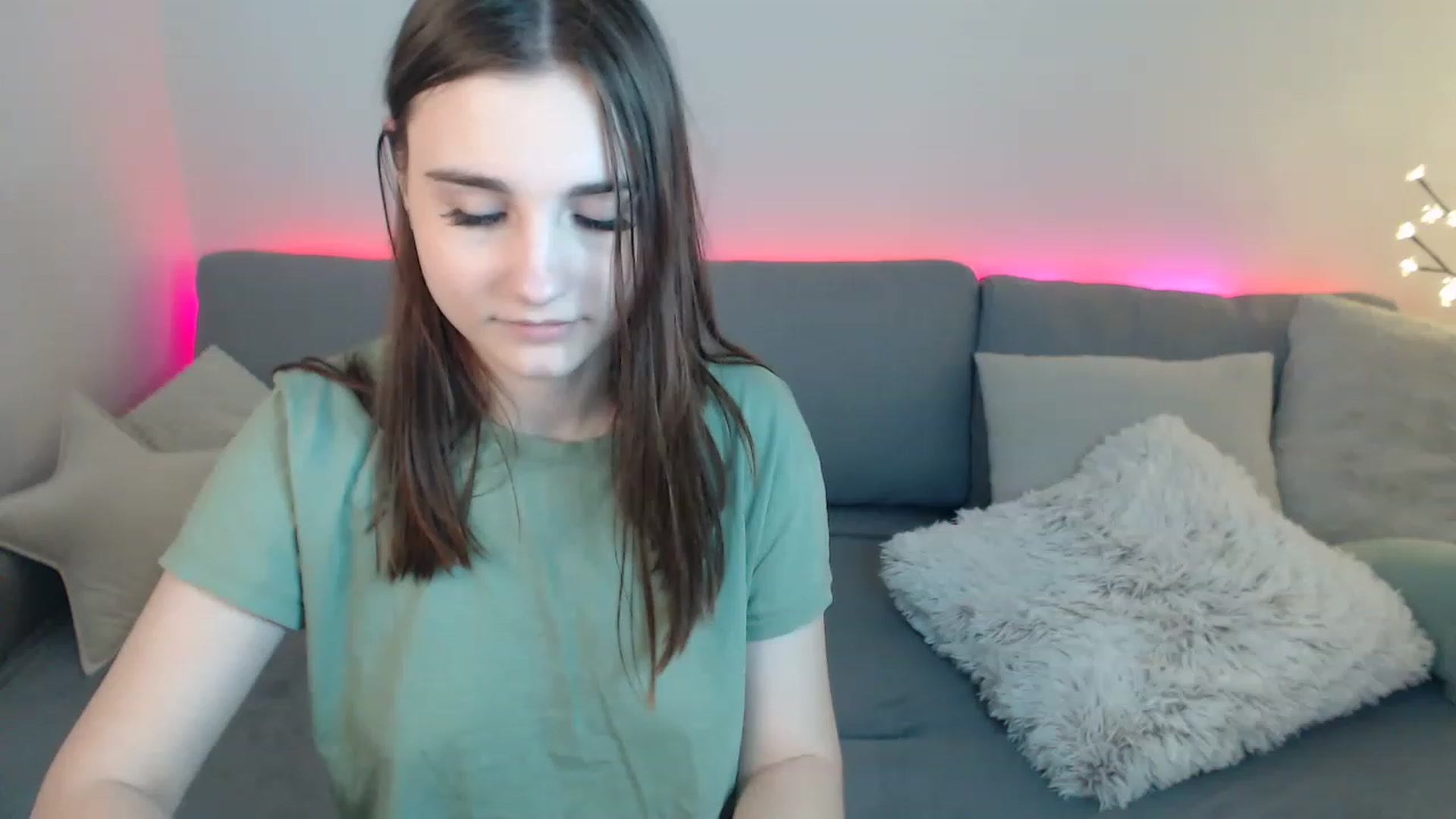 Gallery image thumbnail from LaneyGrey's myfreecams stream on, 03/06/2023, 13:54 image 6 of 20
