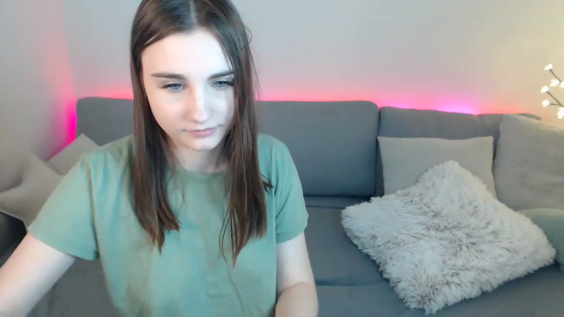 Gallery image thumbnail from LaneyGrey's myfreecams stream on, 03/06/2023, 13:54 image 11 of 20