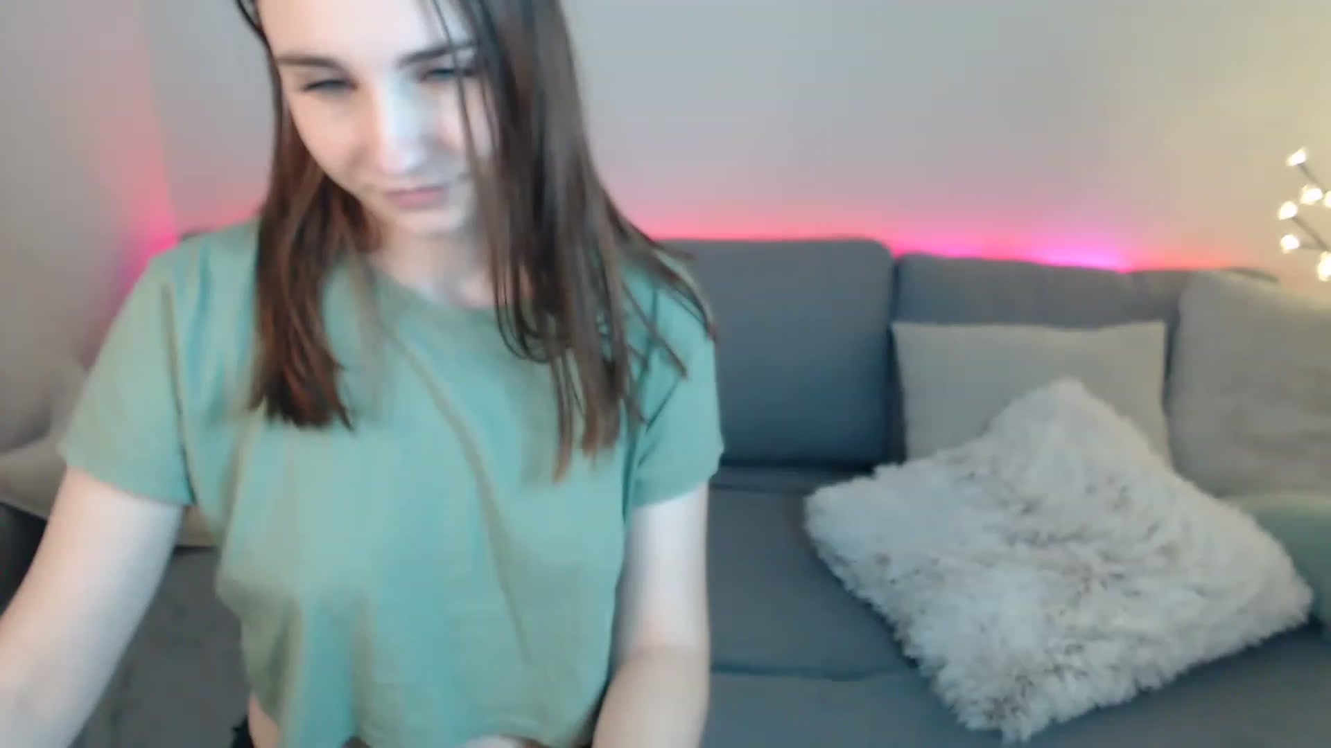Gallery image thumbnail from LaneyGrey's myfreecams stream on, 03/06/2023, 13:54 image 16 of 20
