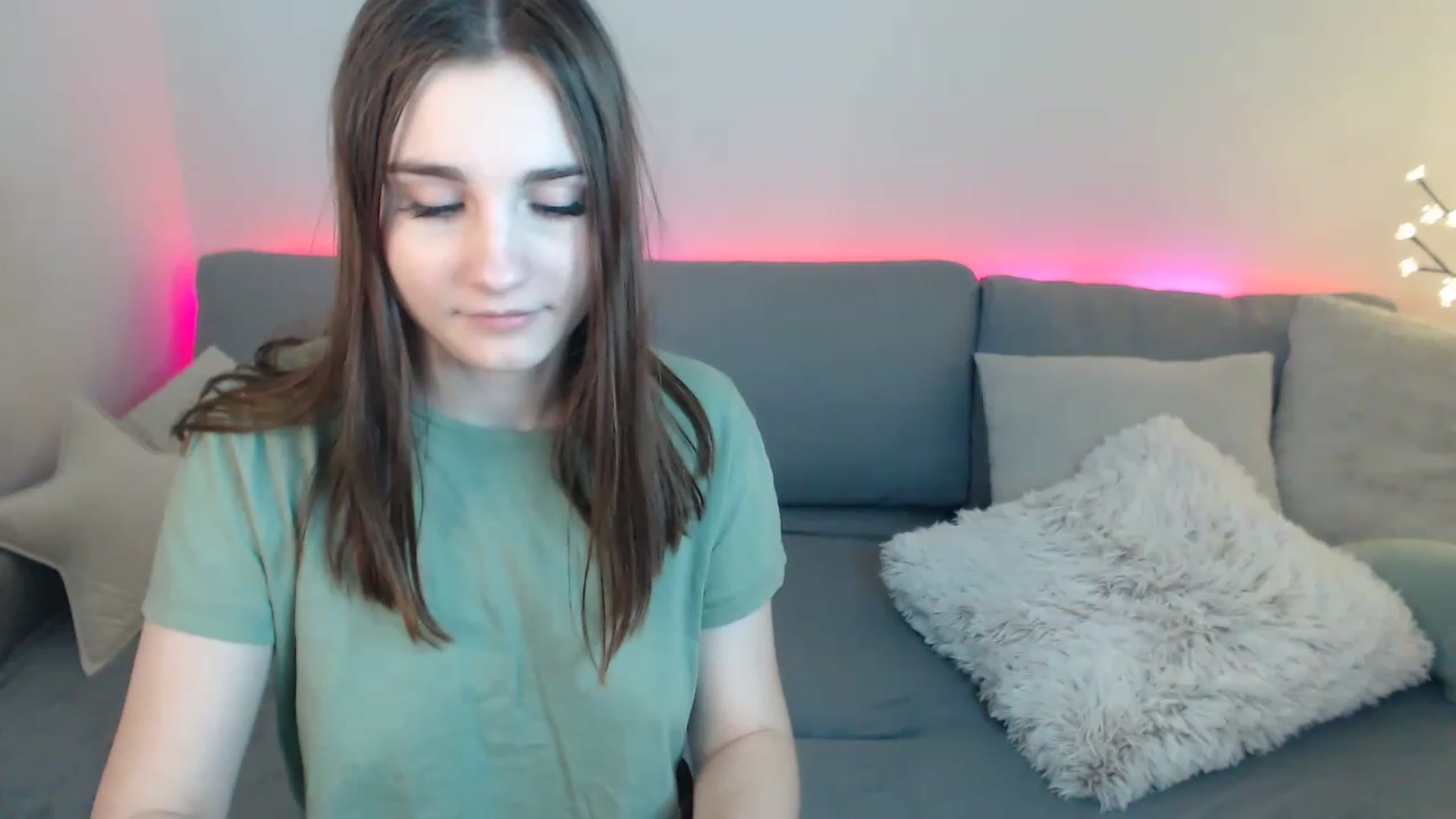 Gallery image thumbnail from LaneyGrey's myfreecams stream on, 03/06/2023, 13:54 image 1 of 20