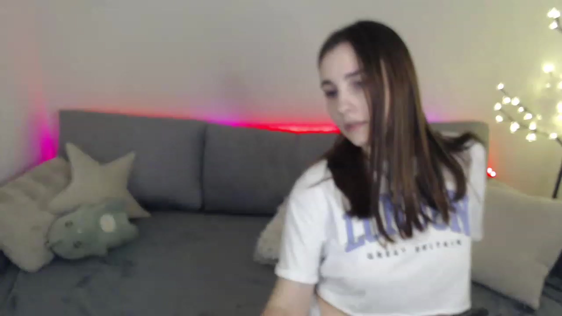 Gallery image thumbnail from LaneyGrey's myfreecams stream on, 03/10/2023, 11:50 image 20 of 20