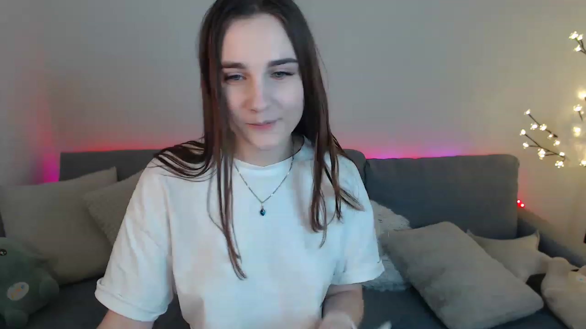 Gallery image thumbnail from LaneyGrey's myfreecams stream on, 03/17/2023, 13:03 image 5 of 20