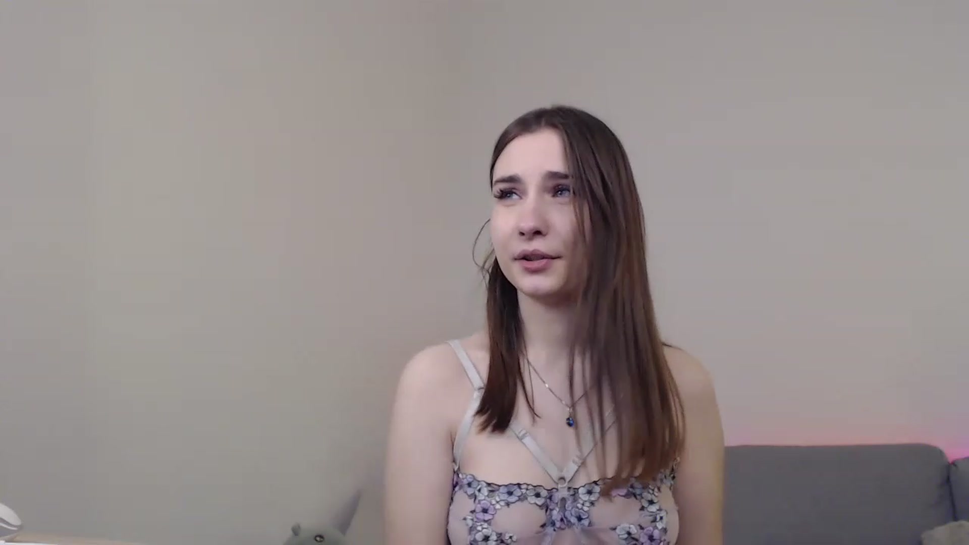 Gallery image thumbnail from LaneyGrey's myfreecams stream on, 03/19/2023, 11:12 image 7 of 20